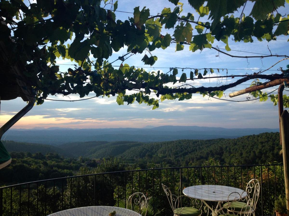 Auberge De La Tour De Brison Sanilhac  Bagian luar foto
