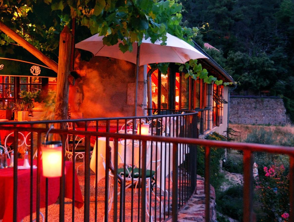 Auberge De La Tour De Brison Sanilhac  Bagian luar foto