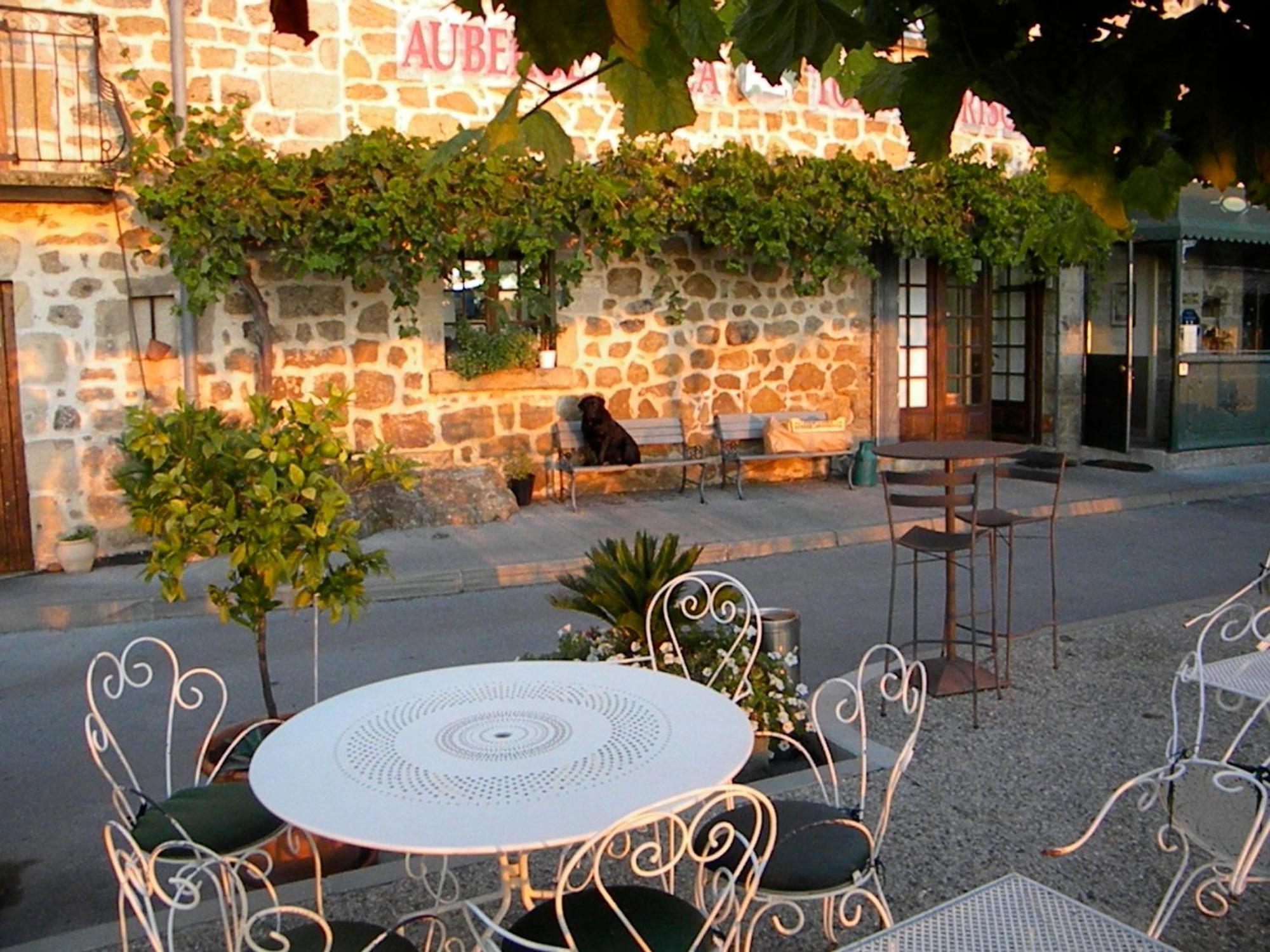 Auberge De La Tour De Brison Sanilhac  Bagian luar foto