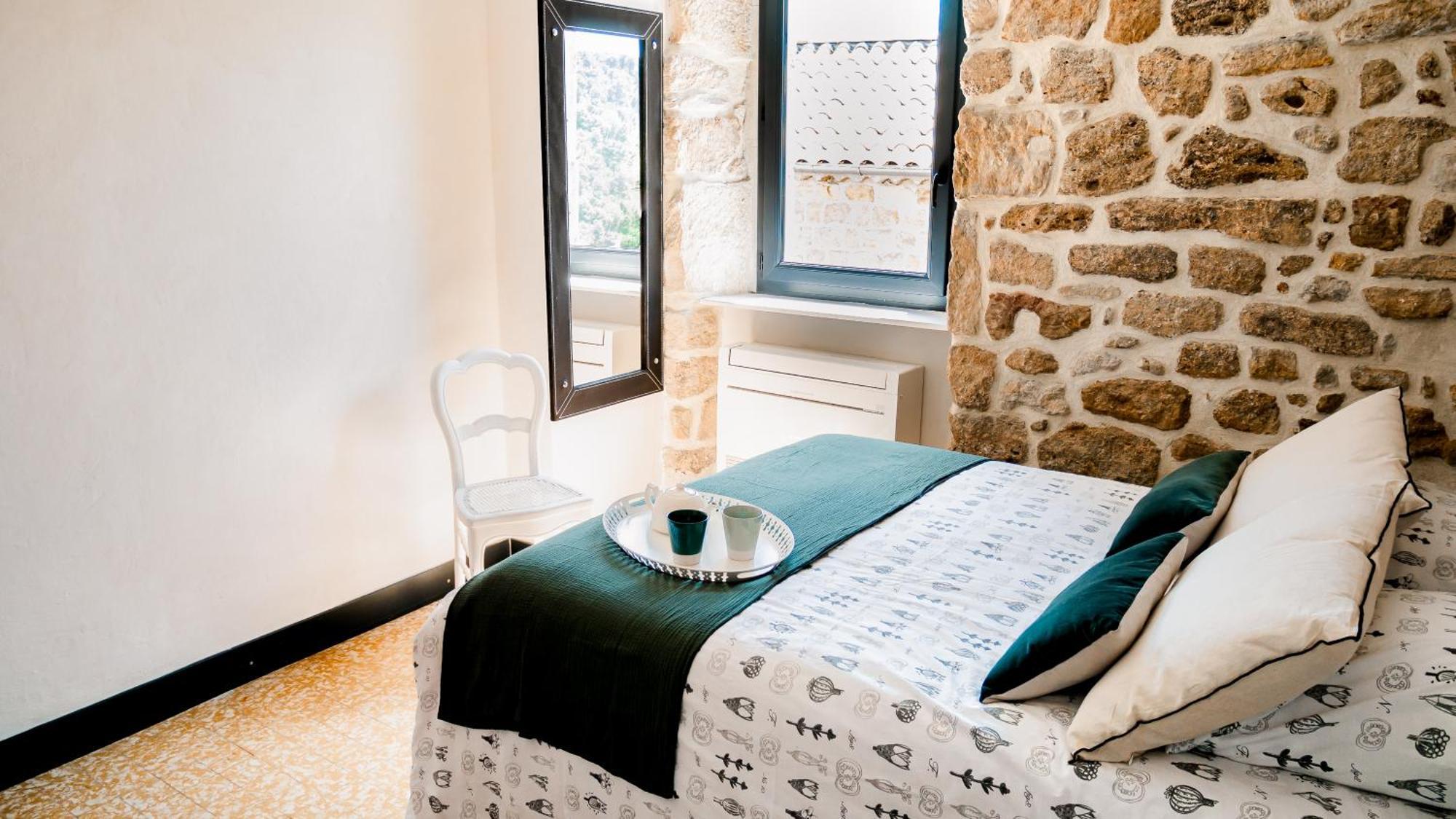 Auberge De La Tour De Brison Sanilhac  Bagian luar foto