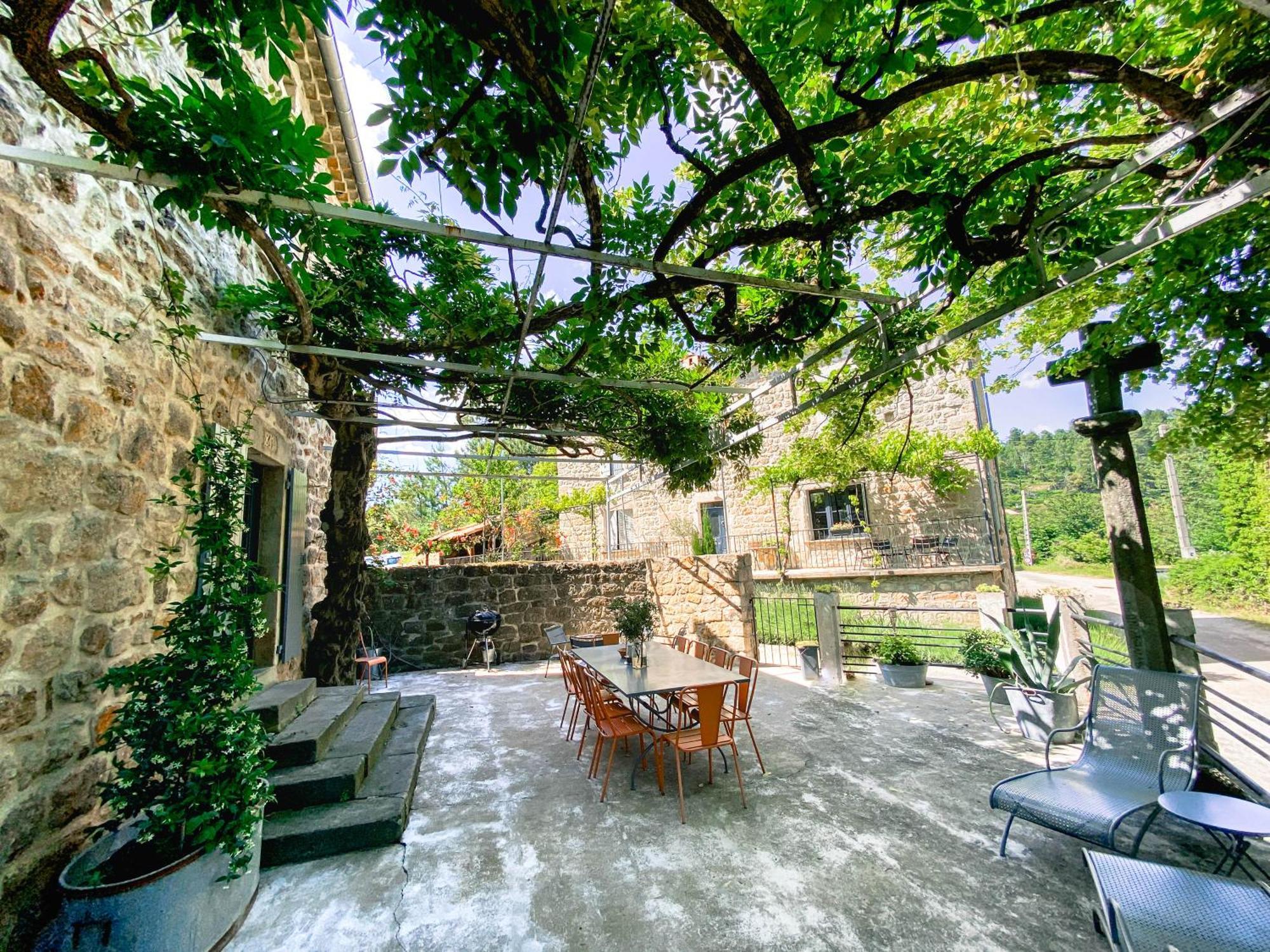 Auberge De La Tour De Brison Sanilhac  Bagian luar foto